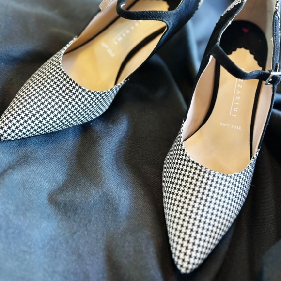 !NEW! Lazzarini pumps - Picture 1 of 4